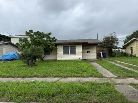 4541 Larkspur, Corpus Christi, TX 78416