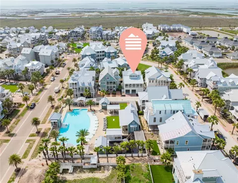 243 Marco Polo Ln, Port Aransas, TX 78373