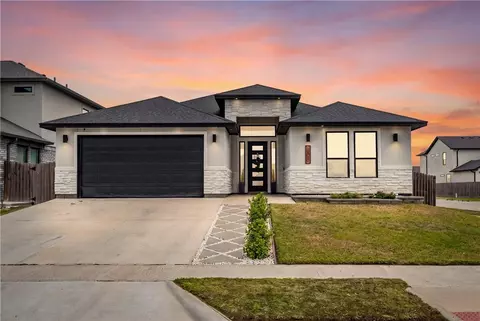 3930 Azali Dr, Corpus Christi, TX 78414