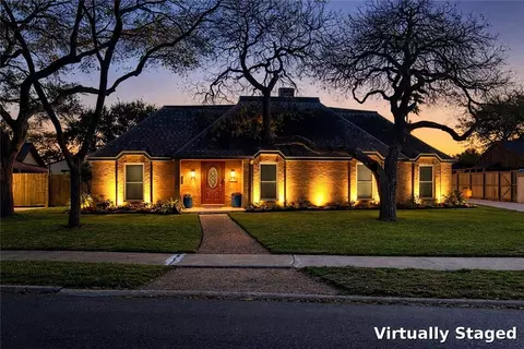 6713 Pharaoh Dr, Corpus Christi, TX 78412