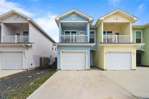 14014 Fortuna Bay Dr #A, Corpus Christi, TX 78418