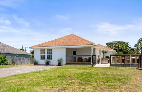 615 Summer Pl, Port Aransas, TX 78373