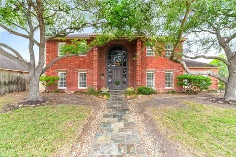 7001 Bevington Dr, Corpus Christi, TX 78413