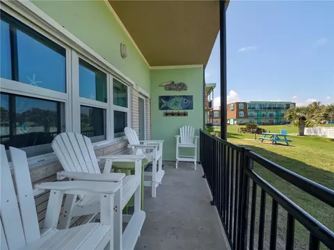700 Island Retreat #33, Port Aransas, TX 78373