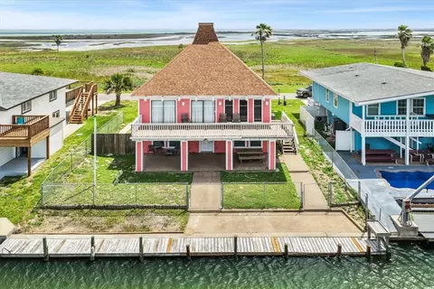 136 Port Saint Claire, Aransas Pass, TX 78336