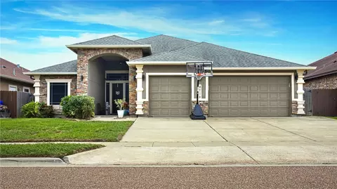 6714 Battery Park Ct, Corpus Christi, TX 78414