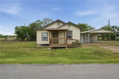 310 Driscoll St, Woodsboro, TX 78393
