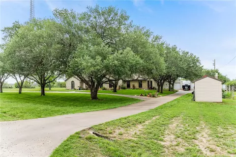 345 Trail Ridge Dr, Sandia, TX 78383