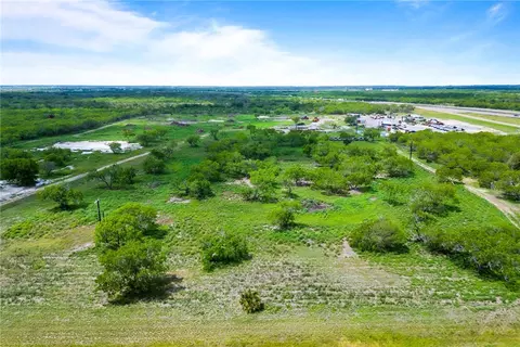 000 Hwy 181, Sinton, TX 78387