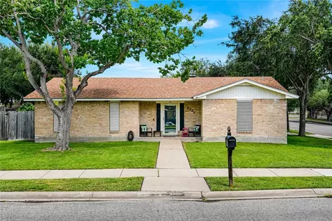 6205 Londonderry Dr, Corpus Christi, TX 78415