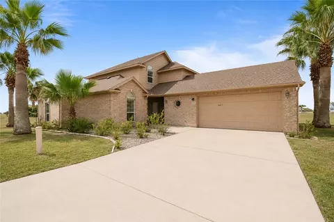 1022 Cape Velero Dr, Rockport, TX 78382