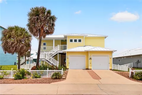 223 Keewaydin Ln, Port Aransas, TX 78373