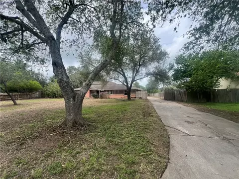 6042 Ebonwood Dr, Corpus Christi, TX 78412