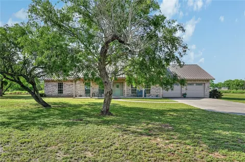 118 Agape Dr, Woodsboro, TX 78393