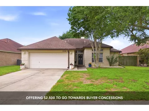 7709 Jim Wells Dr, Corpus Christi, TX 78413