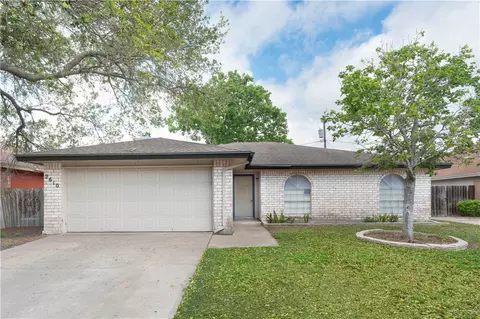 2610 Tonga Dr, Corpus Christi, TX 78418