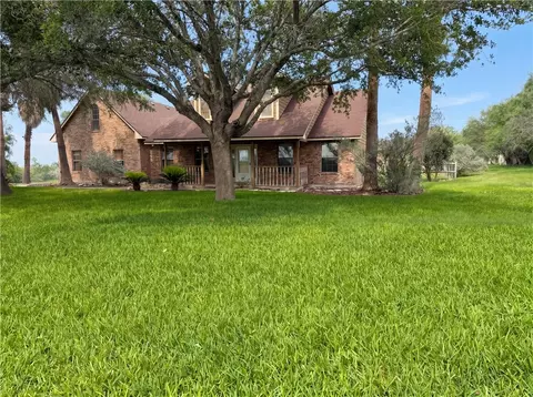 212 House Ave, Sandia, TX 78383
