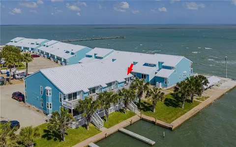 2292 N Fulton Beach Rd #405, Rockport, TX 78382