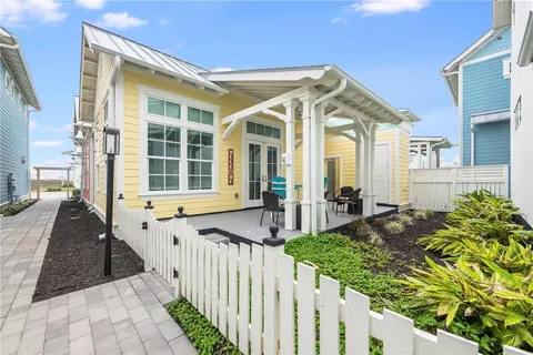 600 Center Sq N #21, Port Aransas, TX 78373
