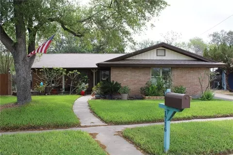 1716 Lawndale Dr, Kingsville, TX 78363