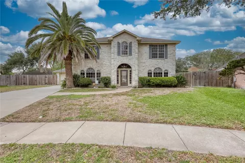 7617 Del Rio Dr, Corpus Christi, TX 78413