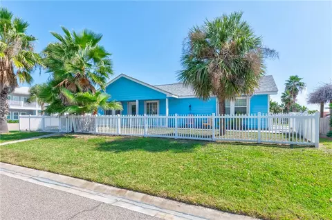 403 Spencers Lndg, Port Aransas, TX 78373