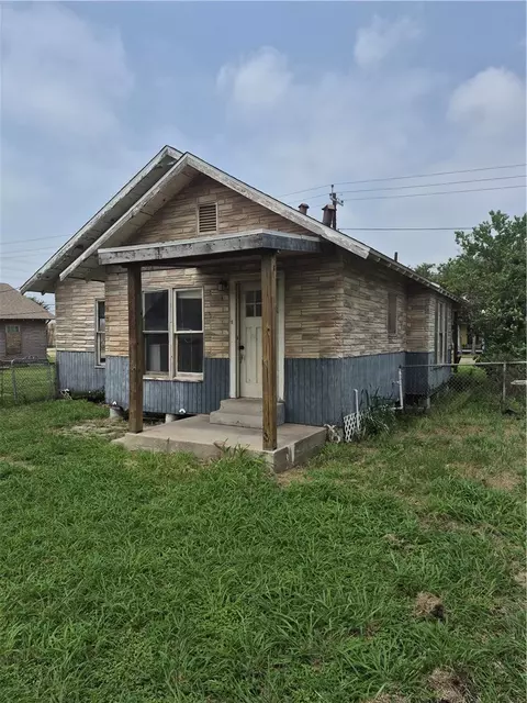 Exterior - 202 N Gregory St, Gregory, TX 78359 photo 2 of 6