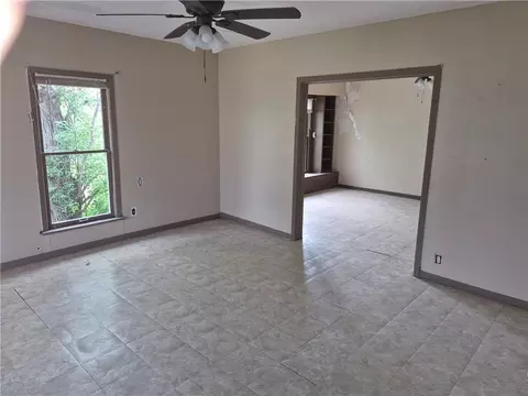 Living - 202 N Gregory St, Gregory, TX 78359 photo 2 of 3