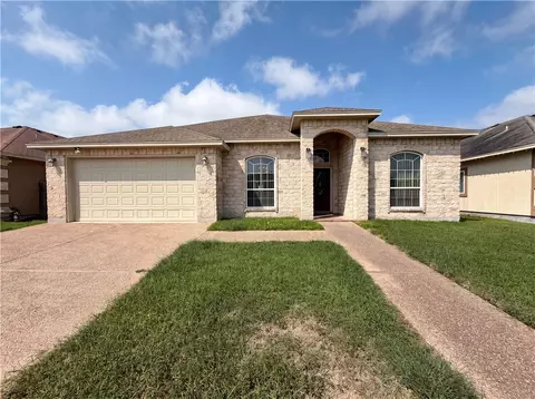 6906 King George Pl, Corpus Christi, TX 78414