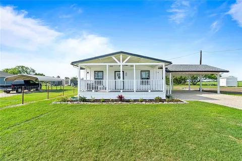 5983 County Road 42 Rd, Robstown, TX 78380