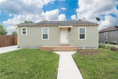 2818 Cleo St, Corpus Christi, TX 78405