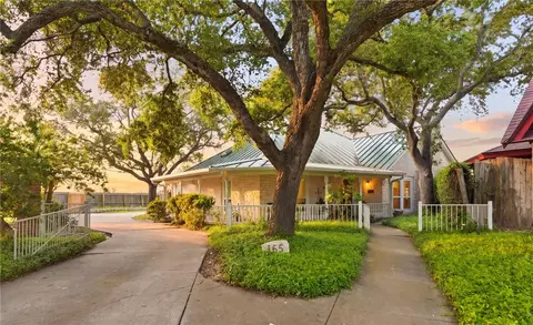 165 Kush Ln, Corpus Christi, TX 78404