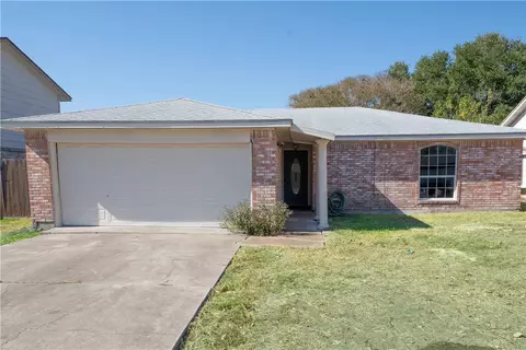 3721 N Creek Cir, Corpus Christi, TX 78410