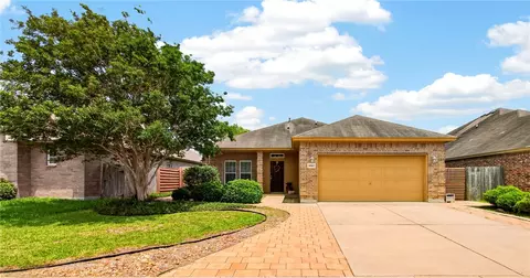 6042 Natchez Dr, Corpus Christi, TX 78414