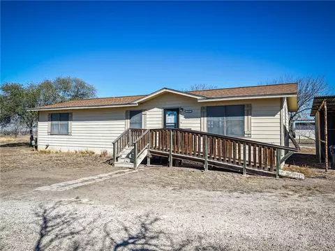 180 Recreation Road 8, Calliham, TX 78007