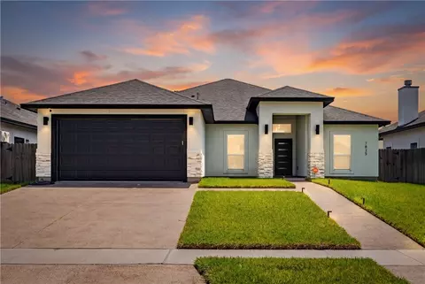 7825 Hulk Dr, Corpus Christi, TX 78414