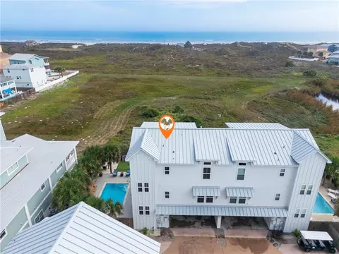 3087 S 11th St #500, Port Aransas, TX 78373