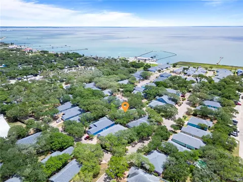 View/Area - 65 Primrose Dr, Rockport, TX 78382 photo 4 of 6