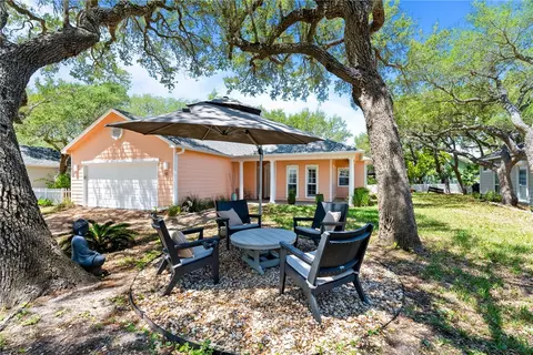 Exterior - 65 Primrose Dr, Rockport, TX 78382 photo 3 of 6