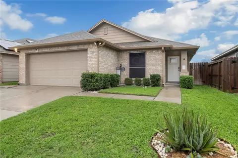 2218 Spoonbill Dr, Corpus Christi, TX 78414