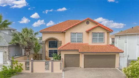 15365 Bowsprit Ct, Corpus Christi, TX 78418