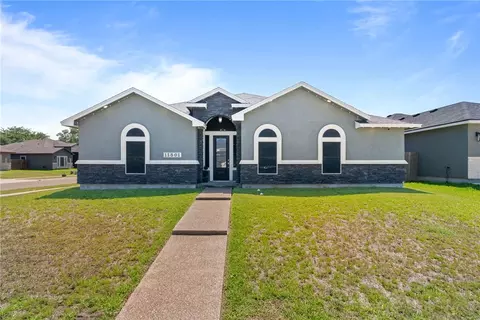 11501 Willowood Creek Dr, Corpus Christi, TX 78410