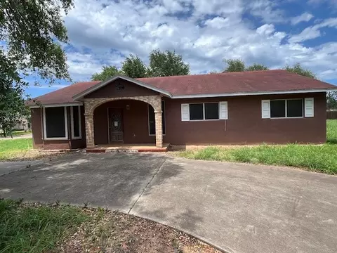 710 W Kohler St, Hebbronville, TX 78361