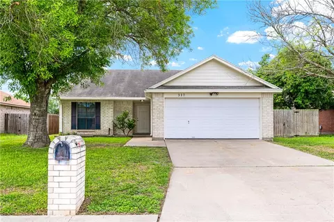 317 Lemonwood Dr, Kingsville, TX 78363