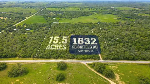 1632 Slickfield Rd, Yorktown, TX 78164