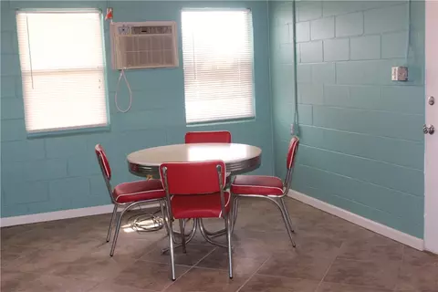 Dining - 125 Lagarto Fry, Mathis, TX 78368 photo 1 of 1
