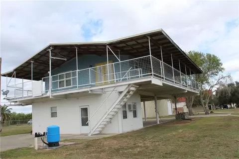 Exterior - 125 Lagarto Fry, Mathis, TX 78368 photo 2 of 11