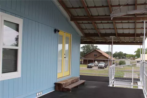 Exterior - 125 Lagarto Fry, Mathis, TX 78368 photo 7 of 11