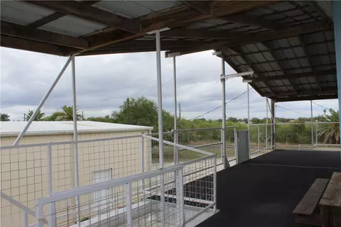 Exterior - 125 Lagarto Fry, Mathis, TX 78368 photo 10 of 11