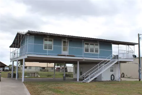 125 Lagarto Fry, Mathis, TX 78368